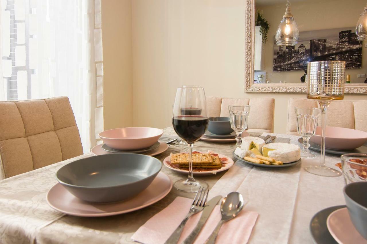 Sol Luxury Suites Madrid Eksteriør bilde