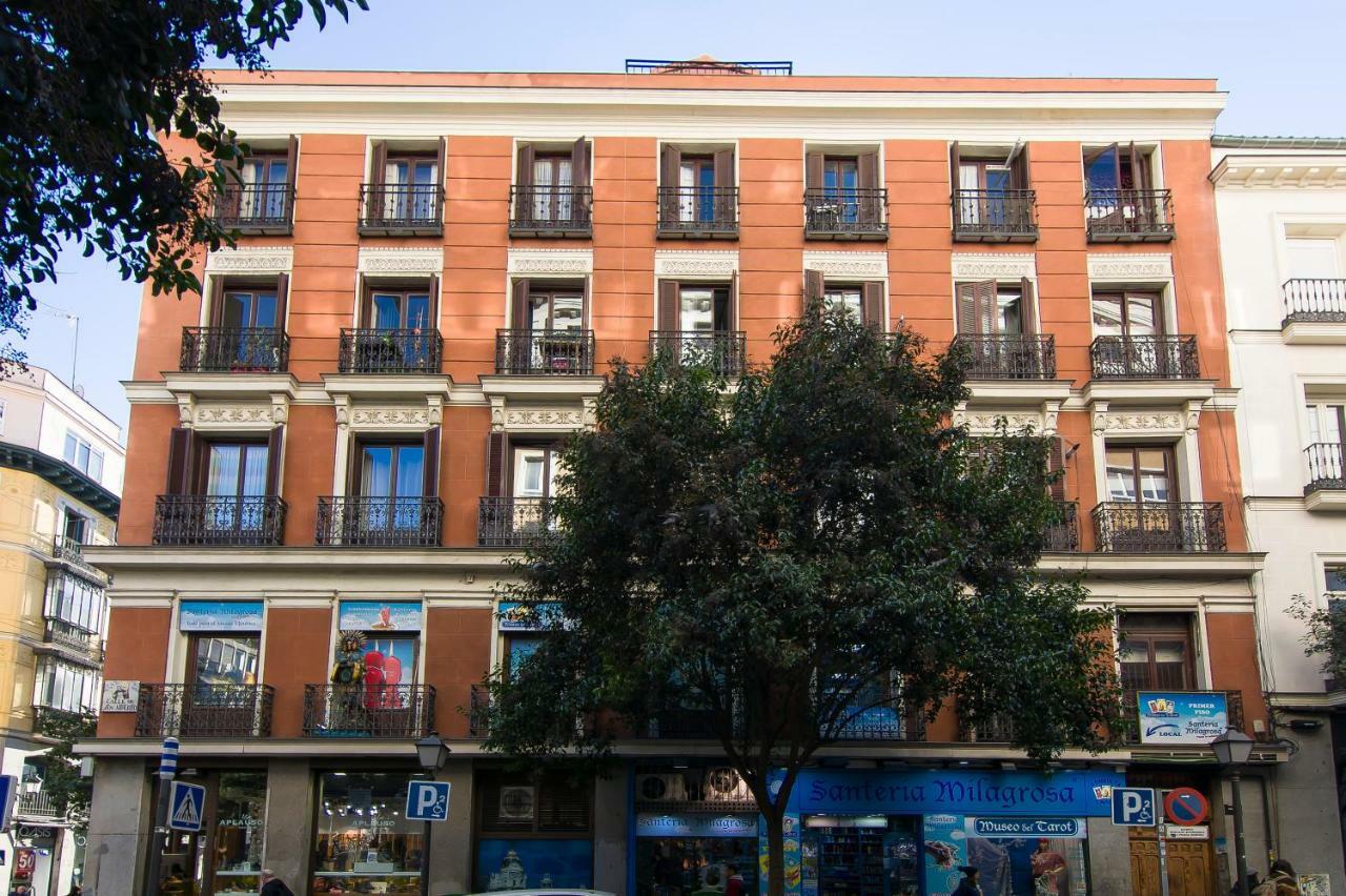 Sol Luxury Suites Madrid Eksteriør bilde