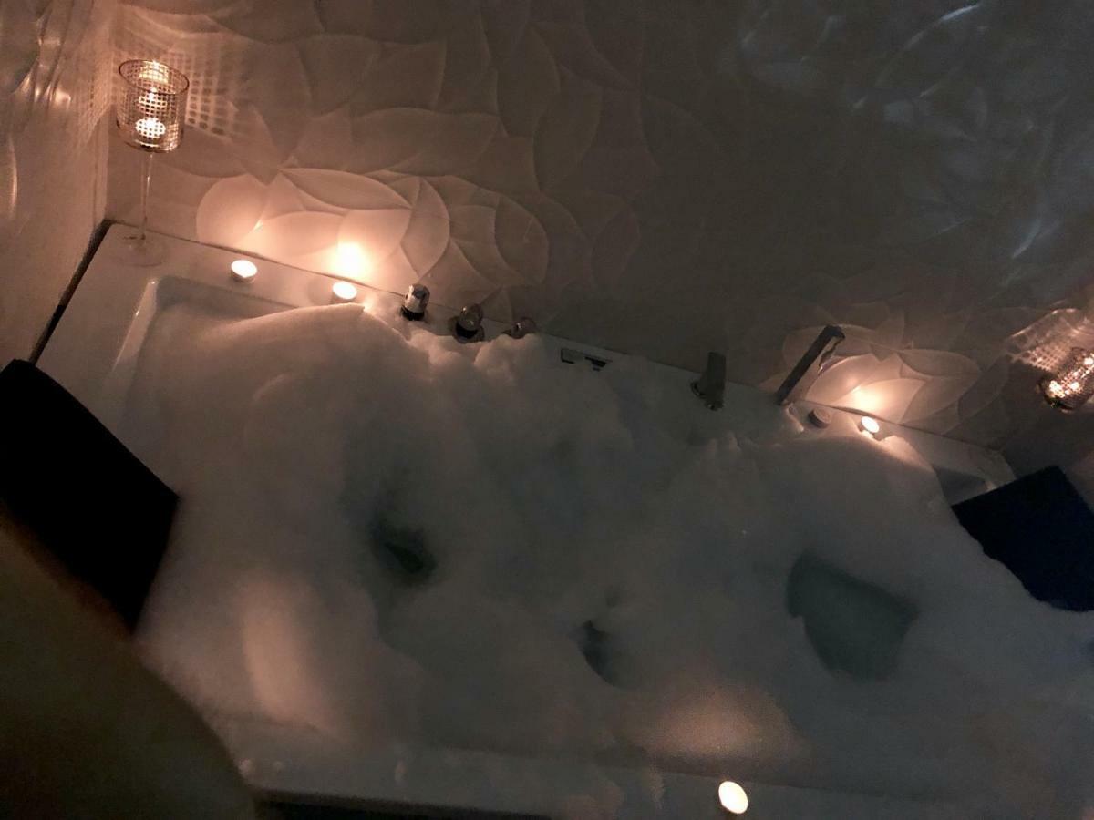 Sol Luxury Suites Madrid Eksteriør bilde
