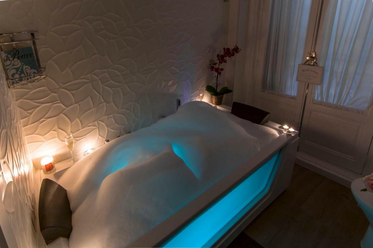Sol Luxury Suites Madrid Eksteriør bilde